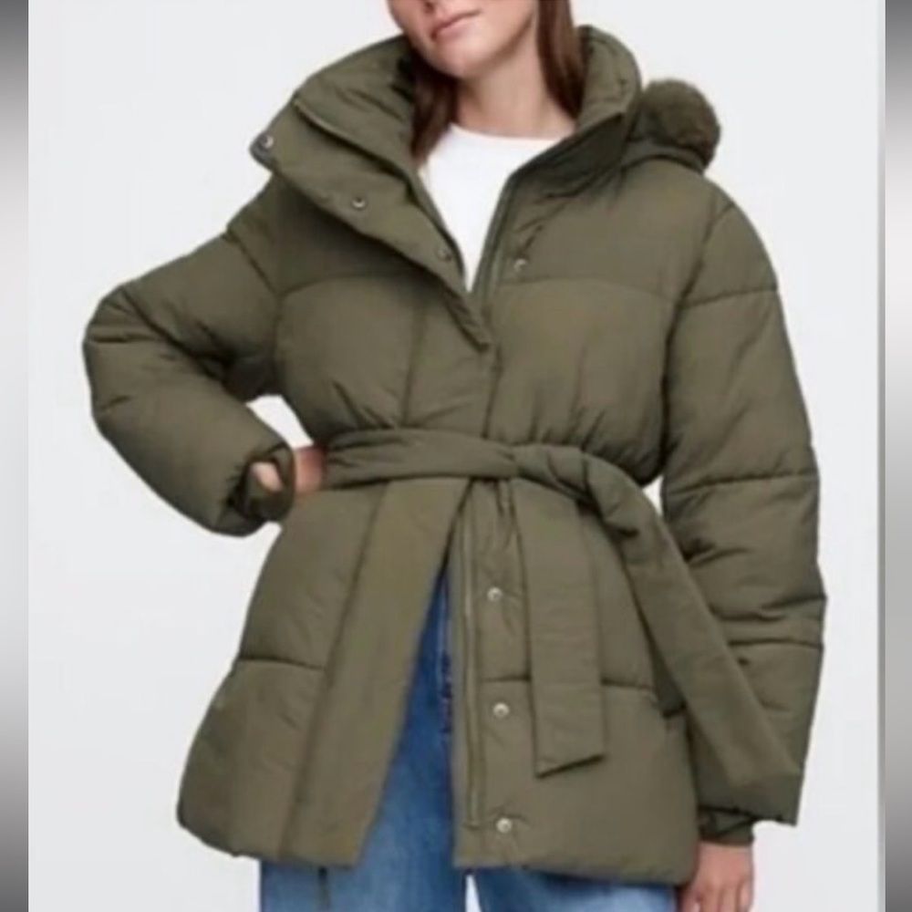 NEW GAP Big Puff Jacket in Forbidden Forest Green